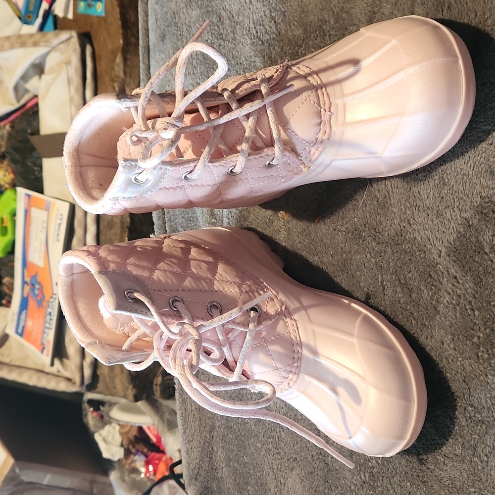 Sperry lined little girl rubber winter boots